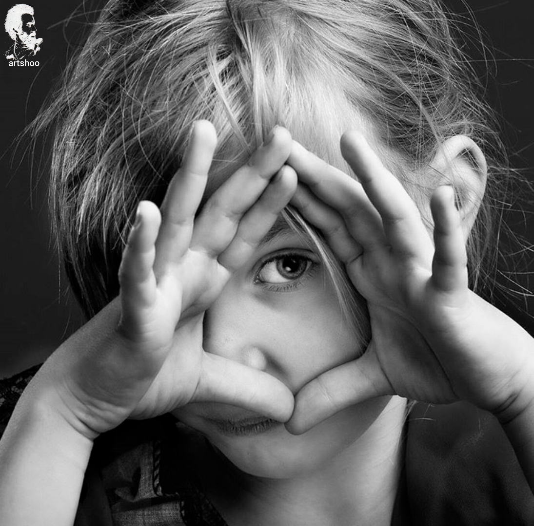 مدل کودک سیاه قلم